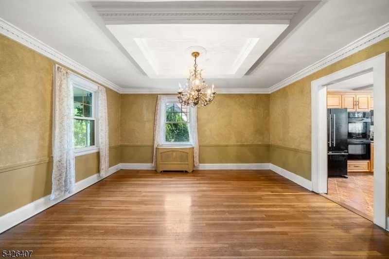 Photo of 192 Gregory Ave