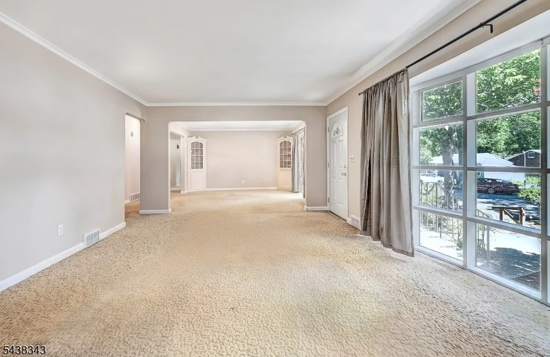 Photo of 54 Oak Crest Rd