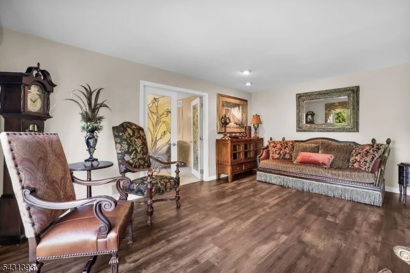 Photo of 70 Forest Hills Way
