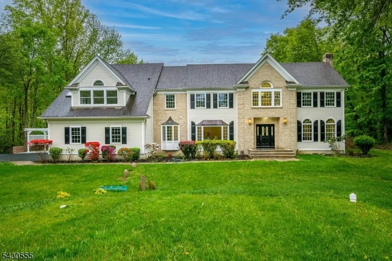Photo of 270 Mountain Rd