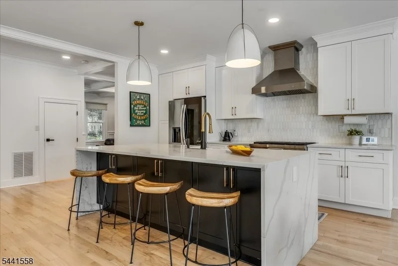 Photo of 27 Montclair Ave