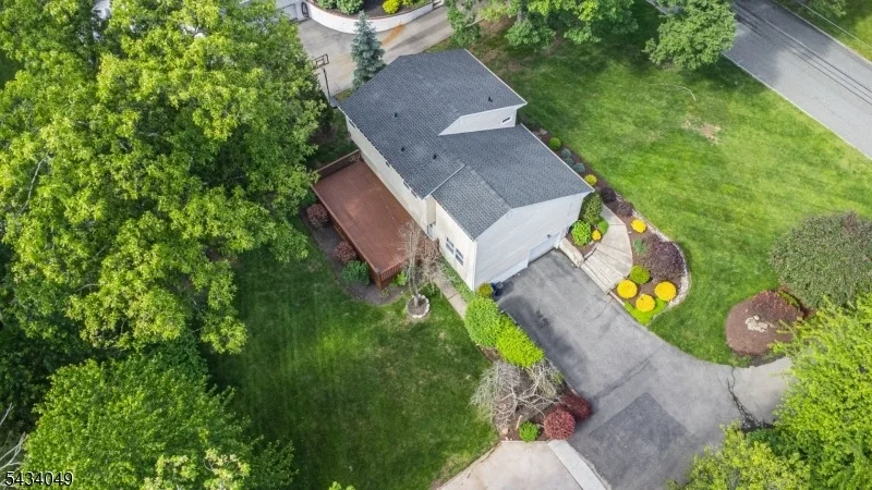 Photo of 27 Bogert Rd