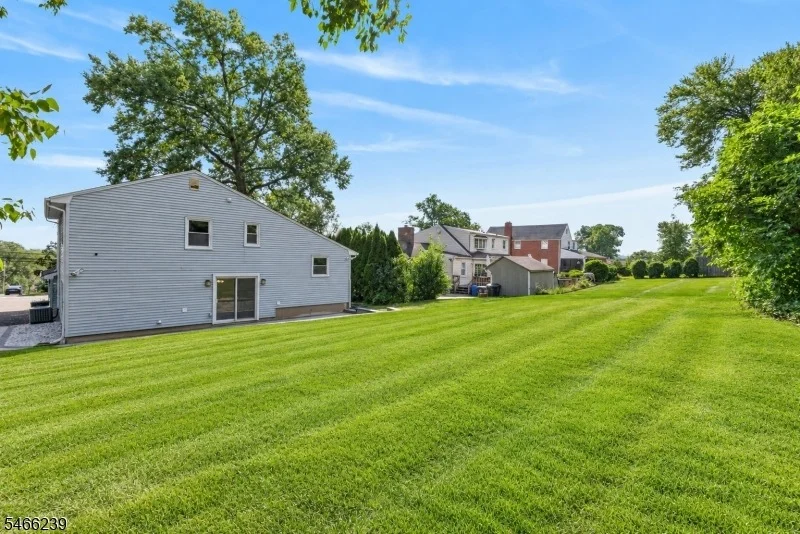 Photo of 280 Whippany Rd