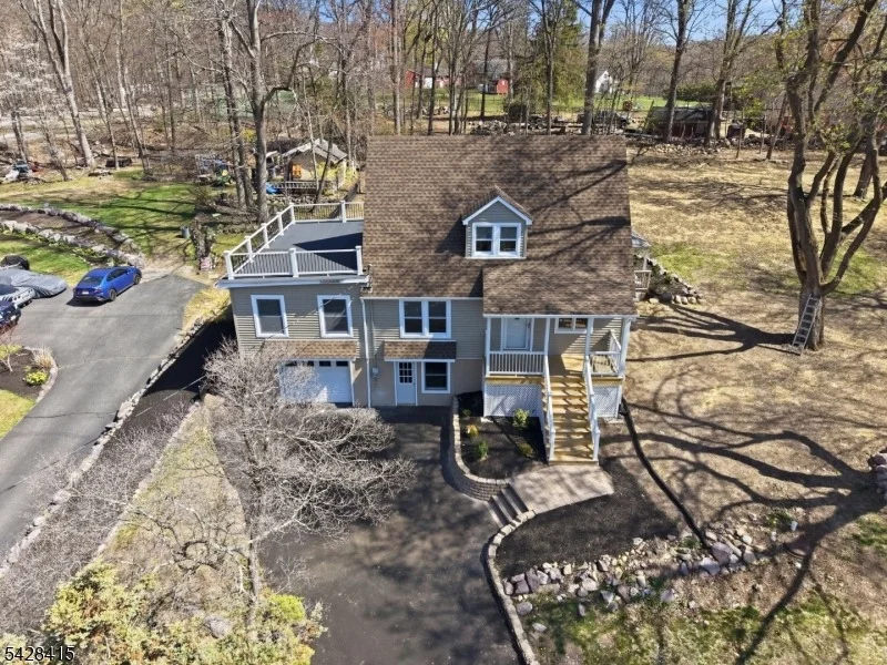 Photo of 4 Hillside Rd