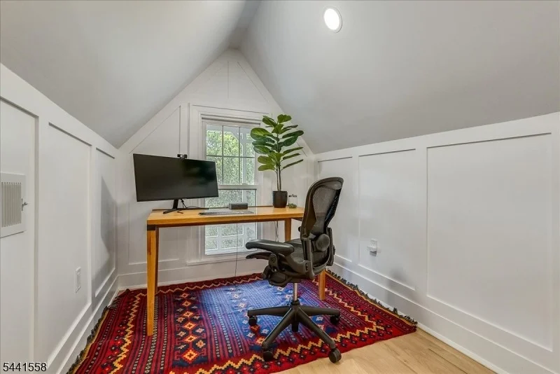 Photo of 27 Montclair Ave