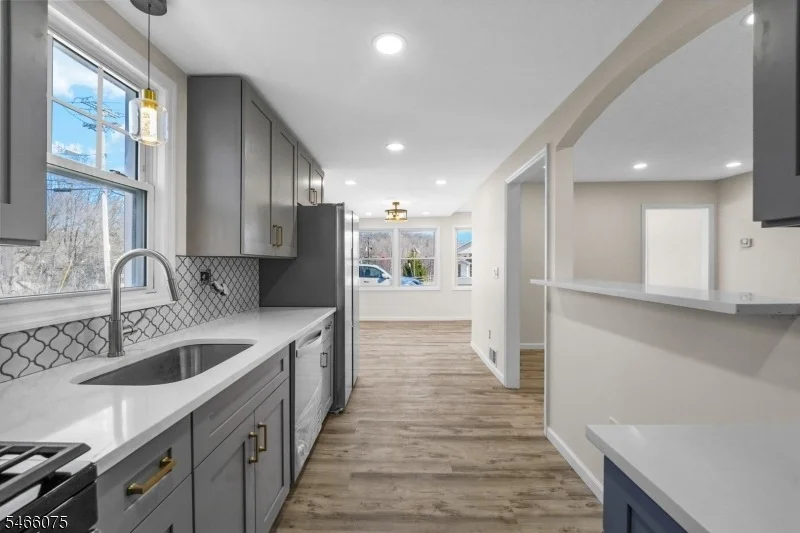 Photo of 728 Glen Rd