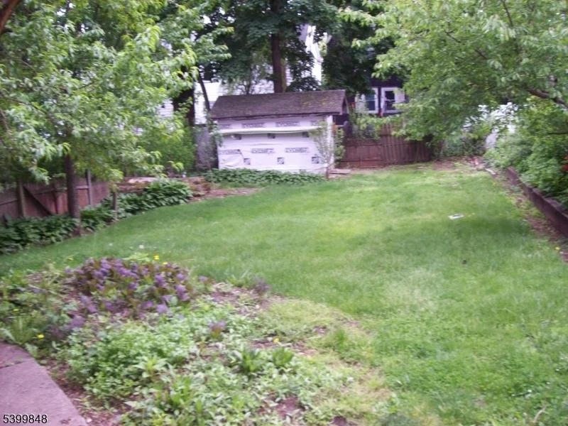 Photo of 104 Riggs Pl