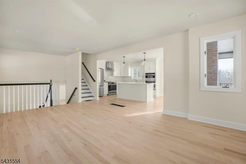 Photo of 16 SCHAAF ROAD