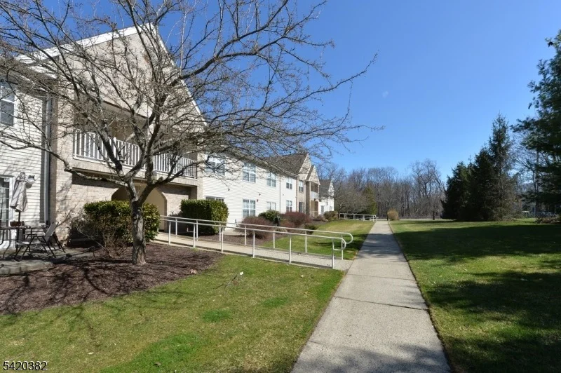 Photo of 20 Parkside Ct
