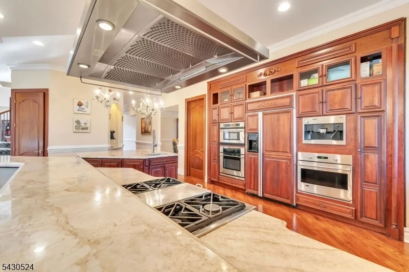 Photo of 37 Robbins Rd