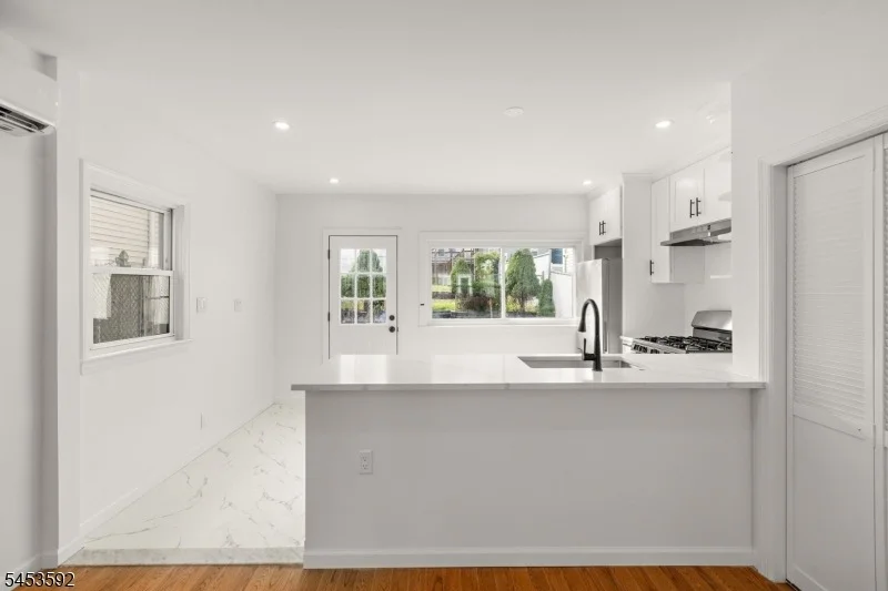 Photo of 345 Forest St