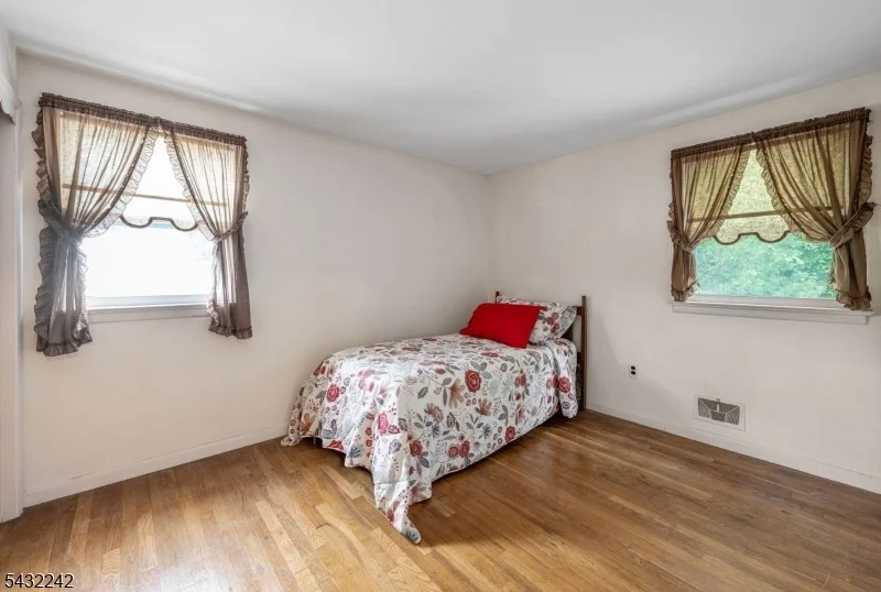Photo of 415 N 4Th Ave