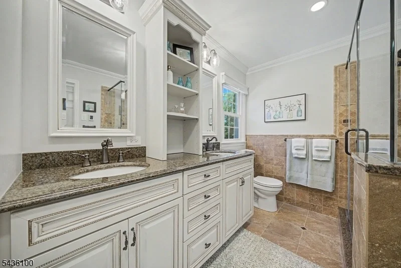 Photo of 13 MABRO DRIVE