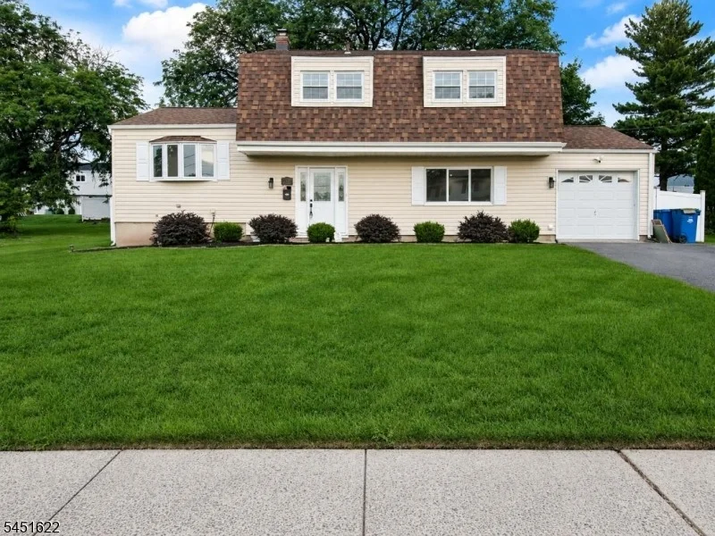 Photo of 13 Patton Dr