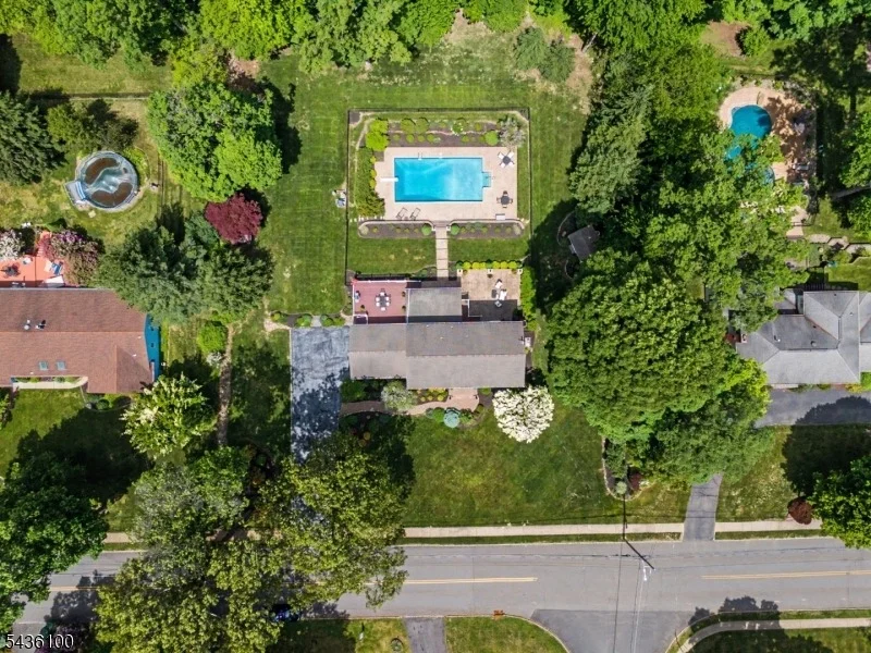 Photo of 13 MABRO DRIVE
