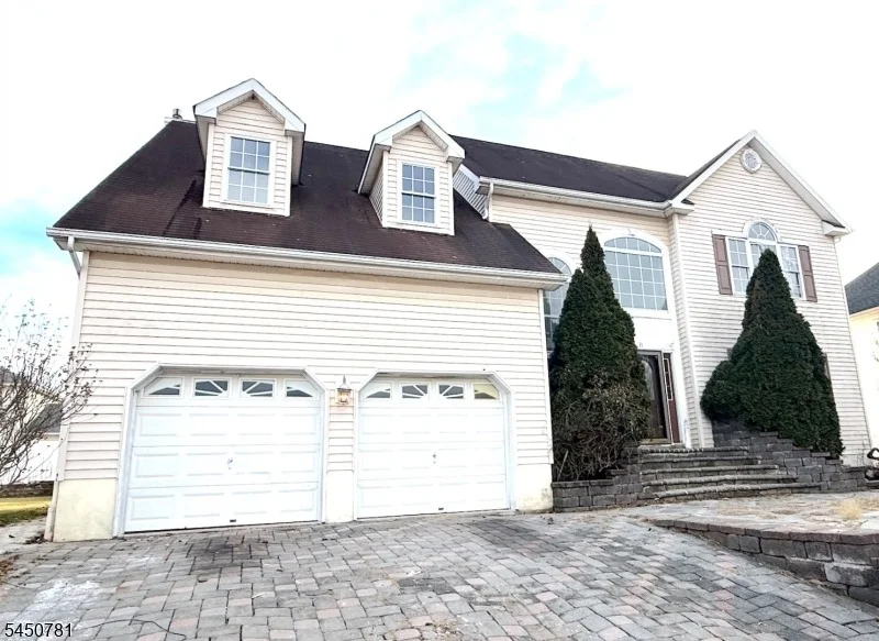 Photo of 11 Decicco Dr