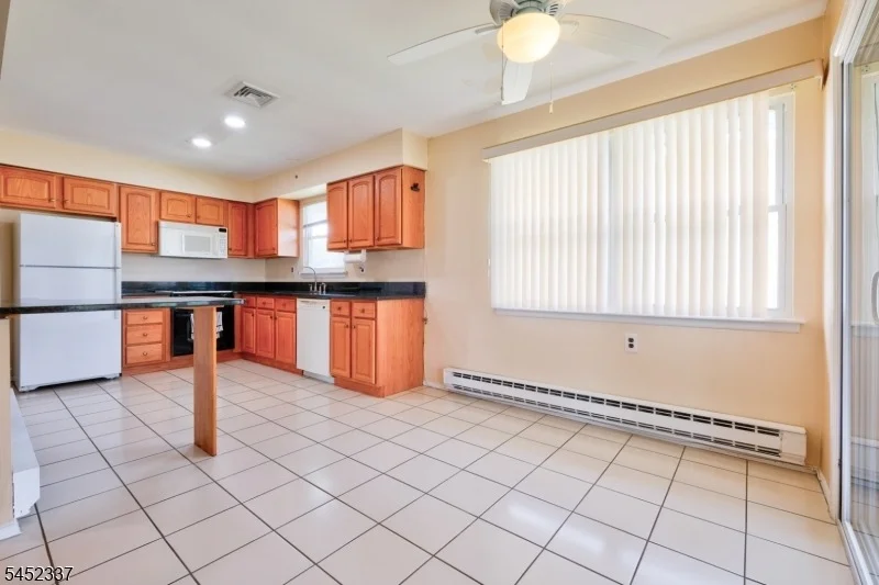 Photo of 6 PHILLIPS RD