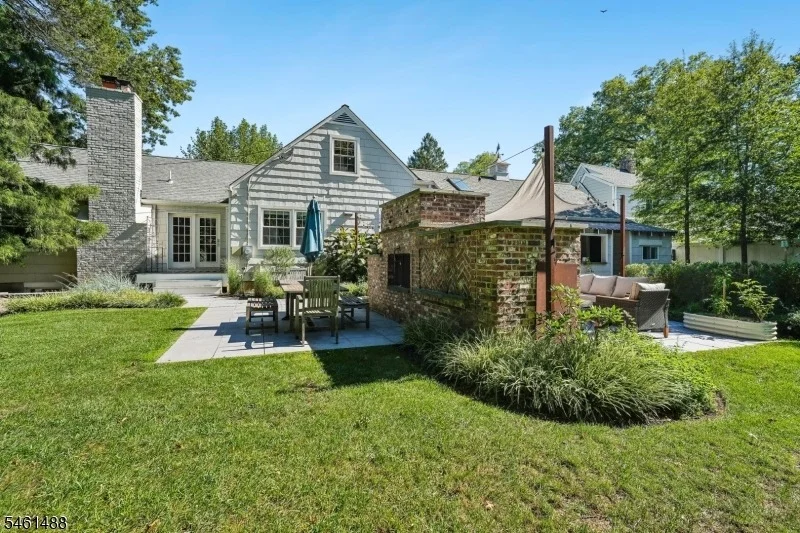 Photo of 1400 Orchard Rd