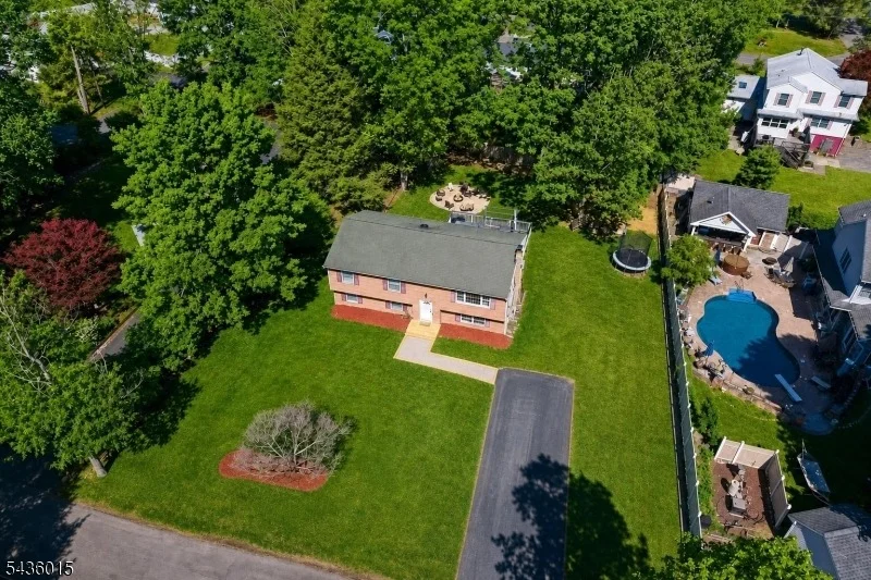 Photo of 12 River Rd