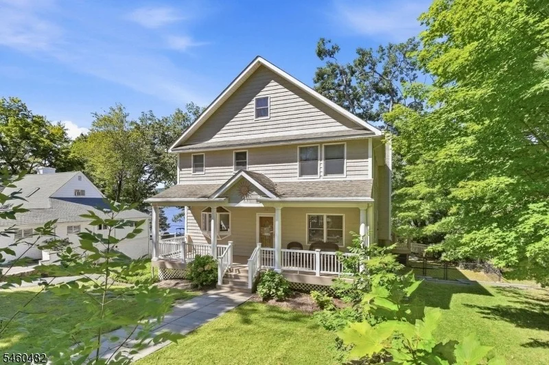 Photo of 212 Long Pond Rd