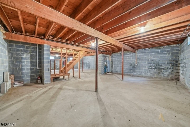 Photo of 621 Bloomfield Ave