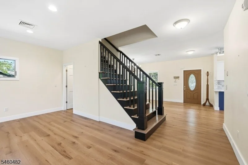 Photo of 212 Long Pond Rd