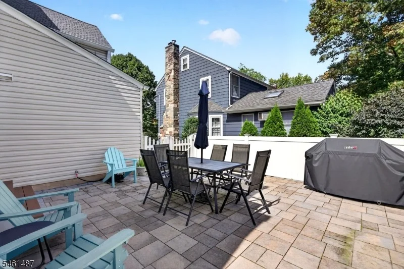 Photo of 11 Indian Spring Rd