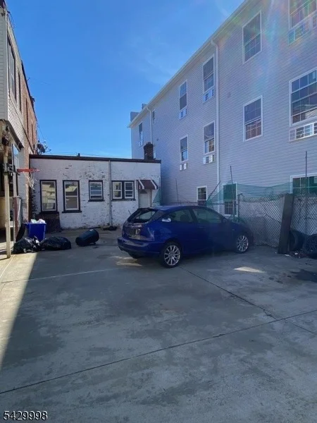 Photo of 39 Heckel St