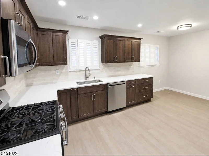 Photo of 13 Patton Dr