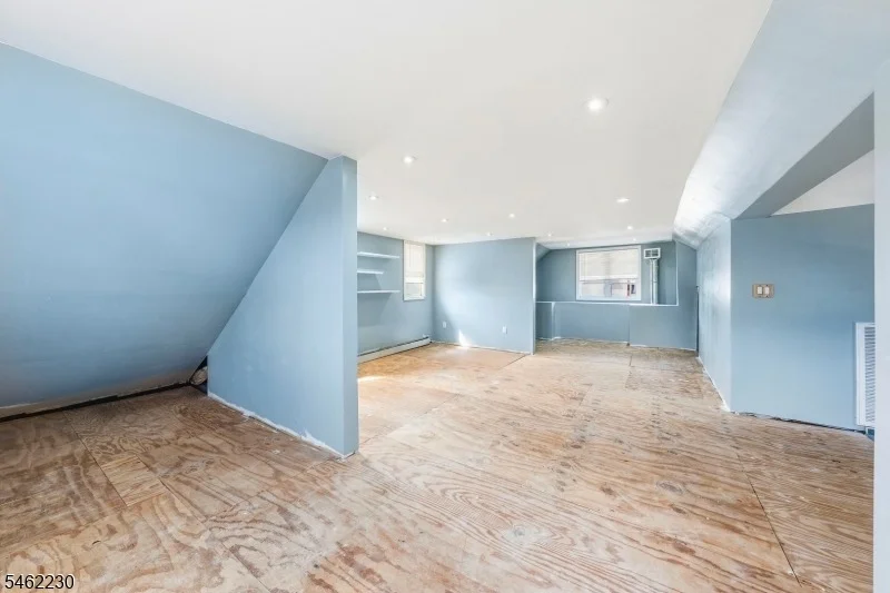 Photo of 17 Porter Ave