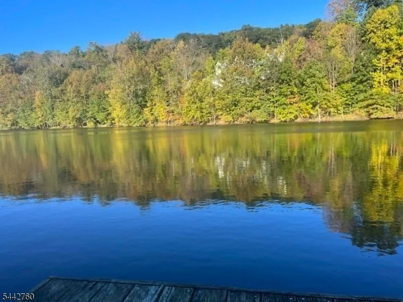 Photo of 1 Rock Ledge
