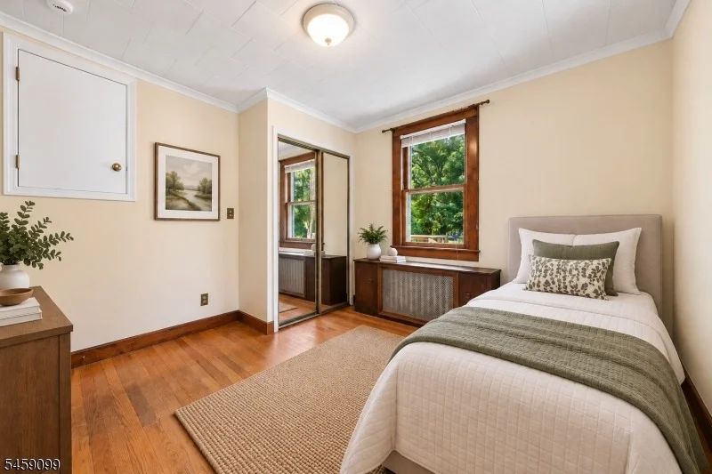 Photo of 327 Saint Cloud Ave