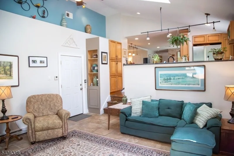 Photo of 4 Laurel Pl