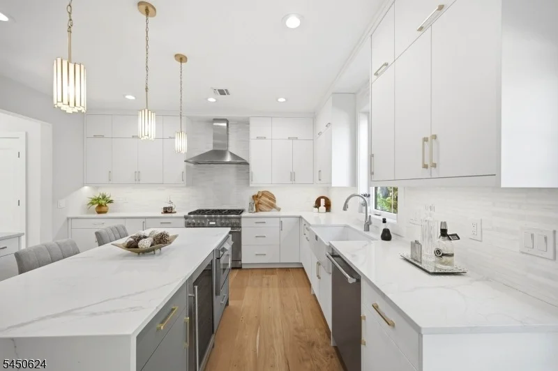 Photo of 46 Snyder Ave