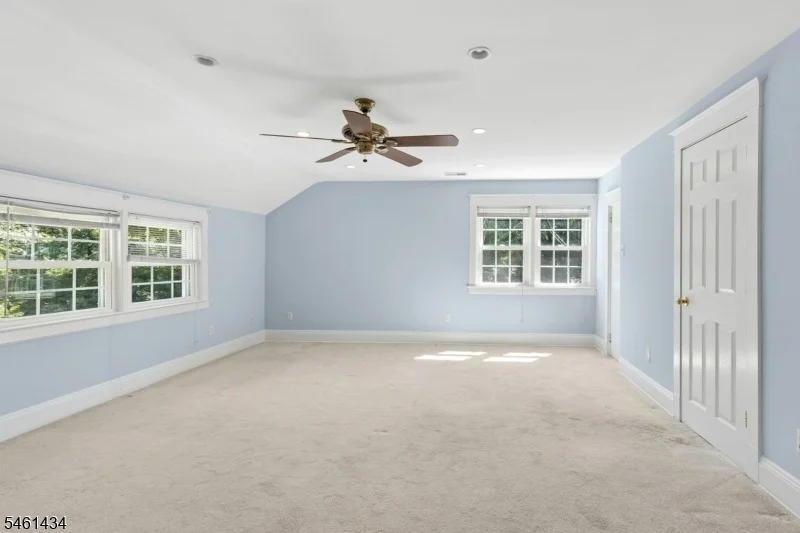 Photo of 170 New Providence Rd