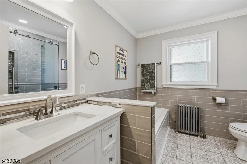 Photo of 406 W Moore St
