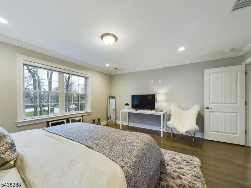 Photo of 301 Garrett Rd