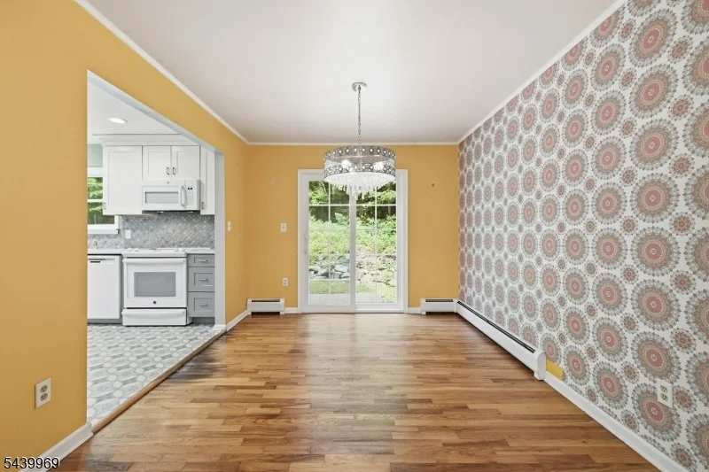 Photo of 223 Beacon Hill Rd