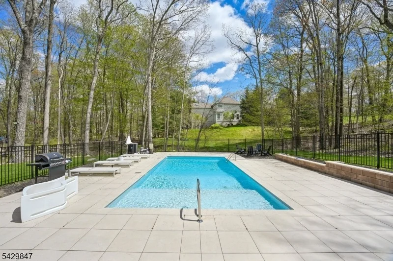 Photo of 9 Natale Dr