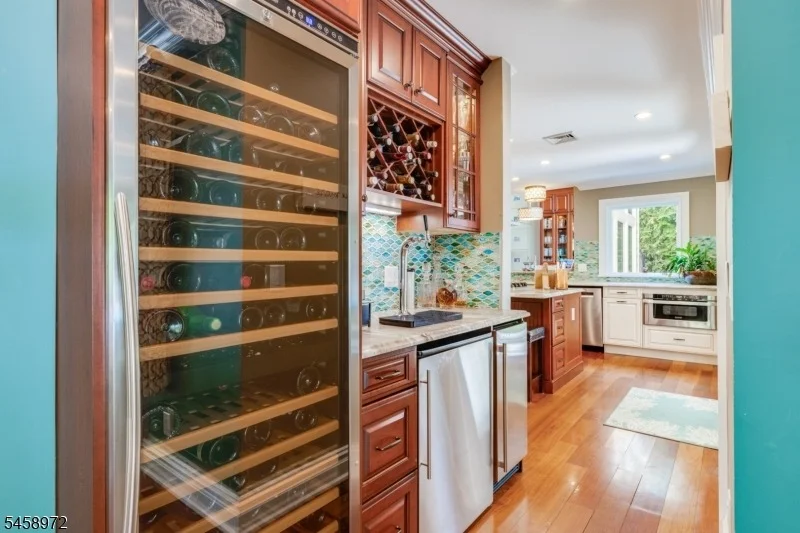 Photo of 59 Cornell Ave