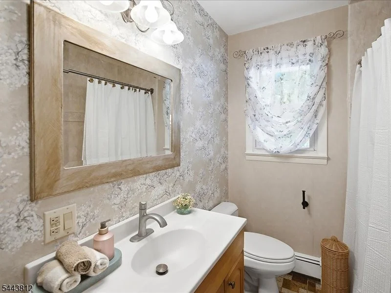 Photo of 76 Long Hill Rd