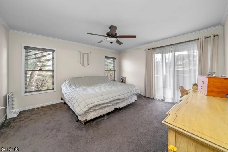 Photo of 89 Bourne Cir