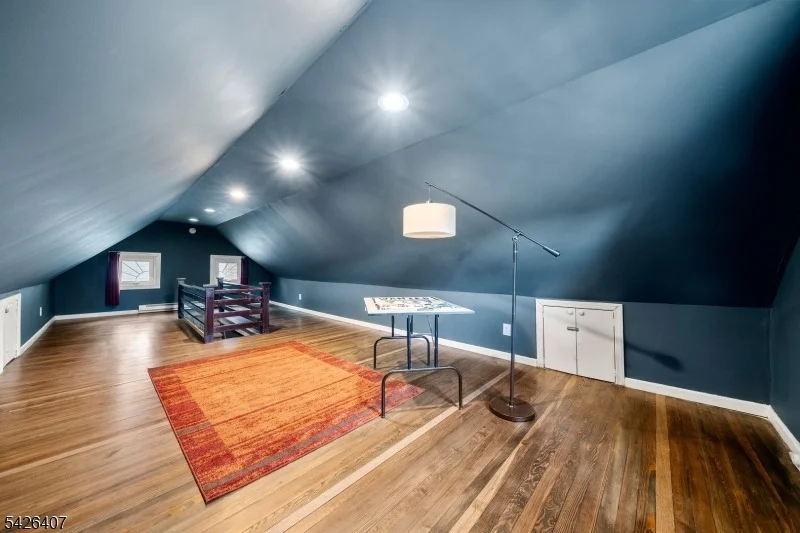 Photo of 192 Gregory Ave