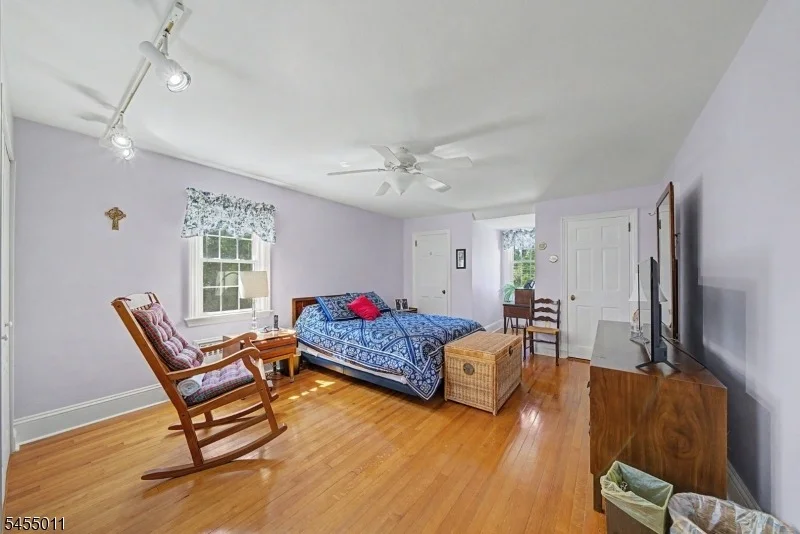 Photo of 98 Wiltop Rd