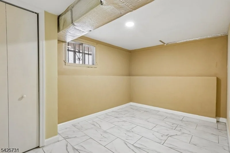 Photo of 296 Montclair Ave