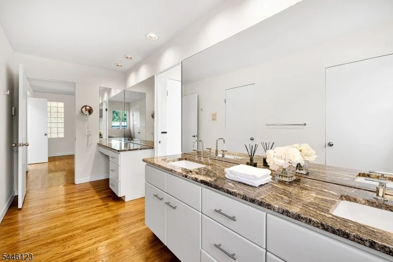 Photo of 30 Ellsworth Dr