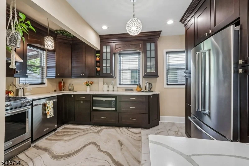 Photo of 296 Montclair Ave