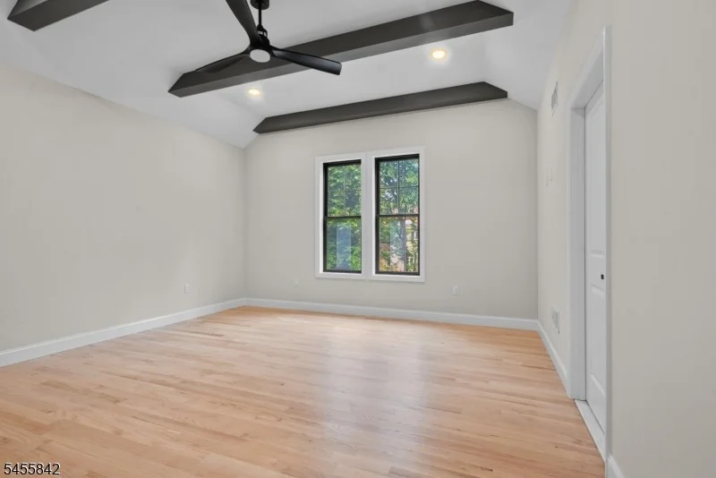 Photo of 41 Lefke Ln