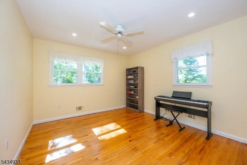Photo of 11 Southview Rd