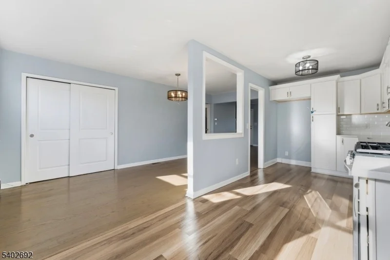 Photo of 601 Fairway Rd